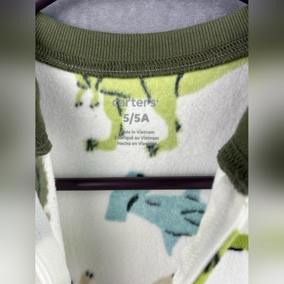 Carter’s boys dino zippered footie pajamas Size 5 - Picture 4 of 9